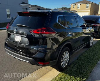 2019 Nissan Rogue SV – miniatura 4