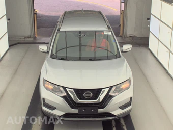 2019 Nissan Rogue SV – miniatura 2