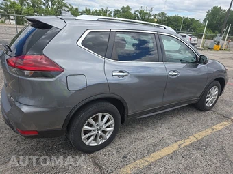 2019 Nissan Rogue SV - miniatura 4