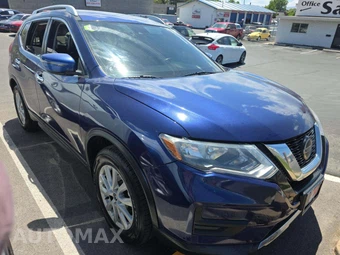 2019 Nissan Rogue SV – miniatura 4