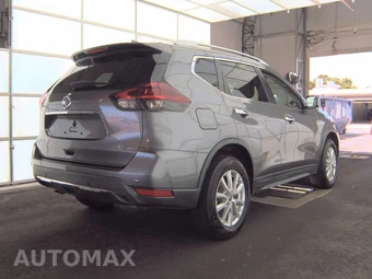 2019 Nissan Rogue SV – miniatura 4