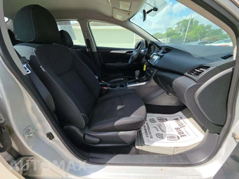 2019 Nissan Sentra S - miniatura 15