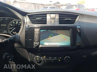 2019 Nissan Sentra S - miniatura 10