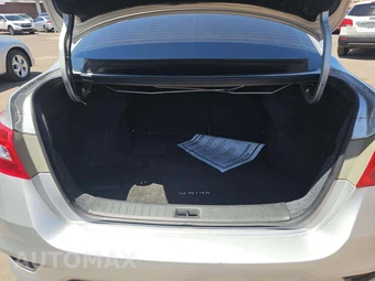 2019 Nissan Sentra S - miniatura 14