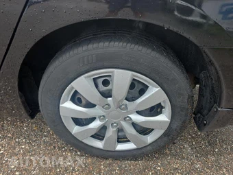 2019 Nissan Sentra S – miniatura 11