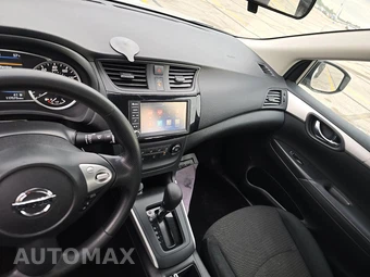 2019 Nissan Sentra S – miniatura 11