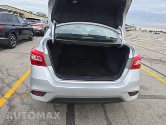 2019 Nissan Sentra S – miniatura 16