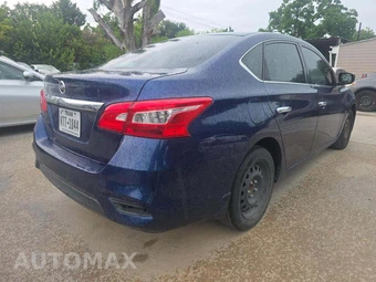 2019 Nissan Sentra S - miniatura 3
