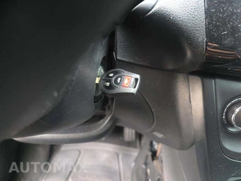 2019 Nissan Sentra S - miniatura 8