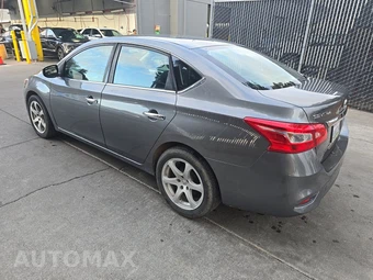 2019 Nissan Sentra S – miniatura 6