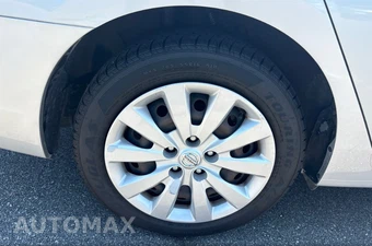 2019 Nissan Sentra S - miniatura 26