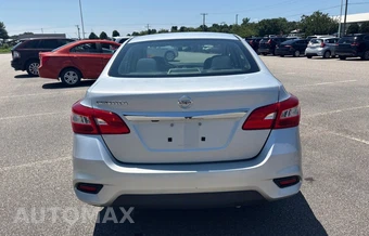 2019 Nissan Sentra S - miniatura 8