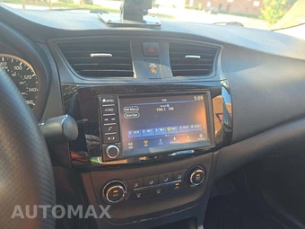 2019 Nissan Sentra S – miniatura 10