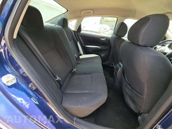 2019 Nissan Sentra S – miniatura 16