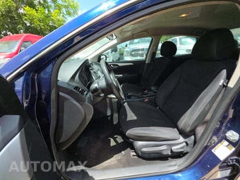 2019 Nissan Sentra S – miniatura 6