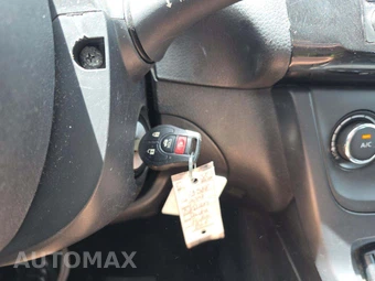 2019 Nissan Sentra S – miniatura 8