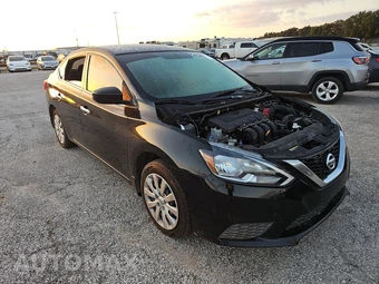 2019 Nissan Sentra S – miniatura 3