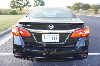2019 Nissan Sentra S - miniatura 13