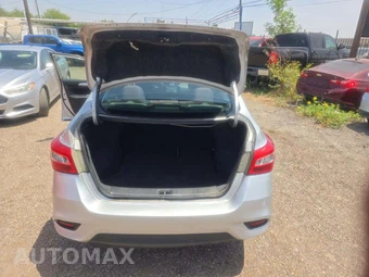 2019 Nissan Sentra S - miniatura 14
