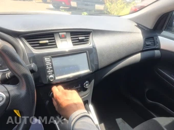 2019 Nissan Sentra S - miniatura 24