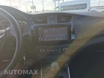 2019 Nissan Sentra S – miniatura 11