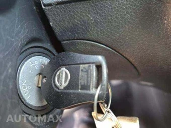 2019 Nissan Sentra S – miniatura 9