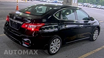 2019 Nissan Sentra S – miniatura 4