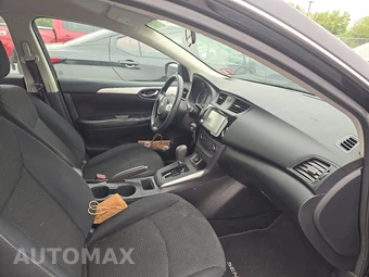 2019 Nissan Sentra S – miniatura 8