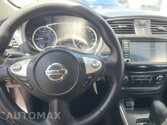 2019 Nissan Sentra S - miniatura 11