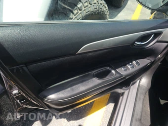 2019 Nissan Sentra S - miniatura 9