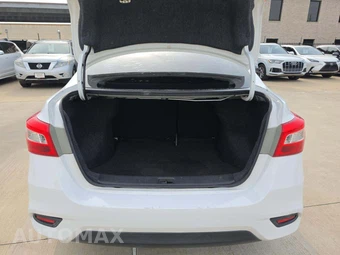 2019 Nissan Sentra S - miniatura 11
