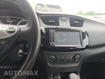 2019 Nissan Sentra S – miniatura 11