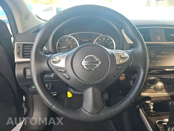 2019 Nissan Sentra SL – miniatura 10