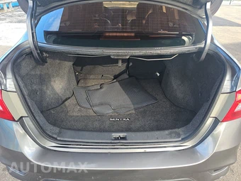 2019 Nissan Sentra SL – miniatura 16
