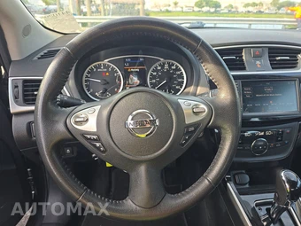2019 Nissan Sentra SL - miniatura 10