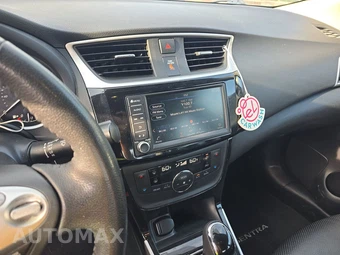 2019 Nissan Sentra SL - miniatura 11