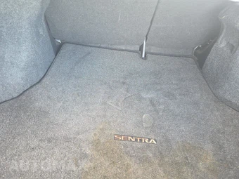 2019 Nissan Sentra SR - miniatura 16