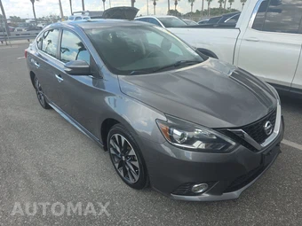 2019 Nissan Sentra SR - miniatura 3