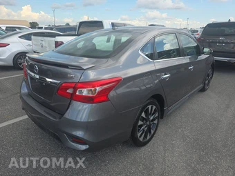 2019 Nissan Sentra SR - miniatura 4