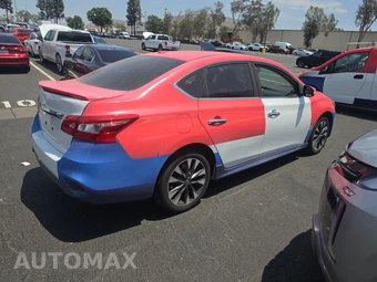 2019 Nissan Sentra SR - miniatura 4