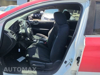2019 Nissan Sentra SR - miniatura 7