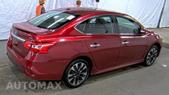 2019 Nissan Sentra SR - miniatura 4