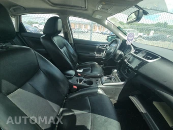 2019 Nissan Sentra SR - miniatura 8