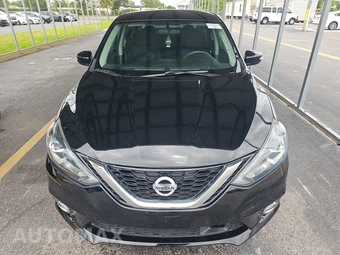2019 Nissan Sentra SR - miniatura 2