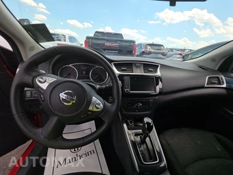 2019 Nissan Sentra SR - miniatura 11