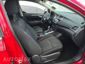 2019 Nissan Sentra SR - miniatura 8