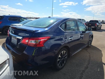 2019 Nissan Sentra SR – miniatura 4