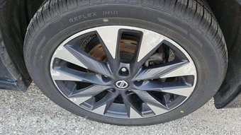 2019 Nissan Sentra SR – miniatura 38