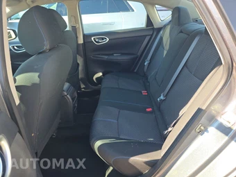 2019 Nissan Sentra SR – miniatura 13