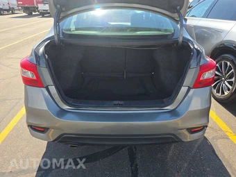 2019 Nissan Sentra SR – miniatura 16